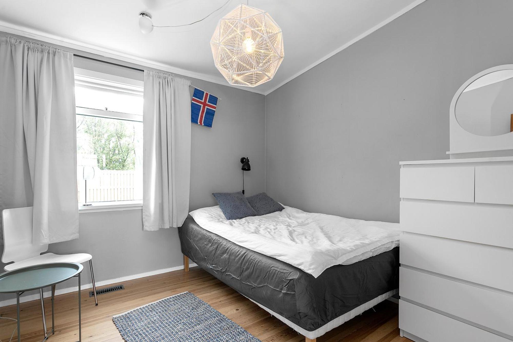 House - Villa With Garden And Hot Tub, 2 Min From Reykjavik Garthabaer ภายนอก รูปภาพ