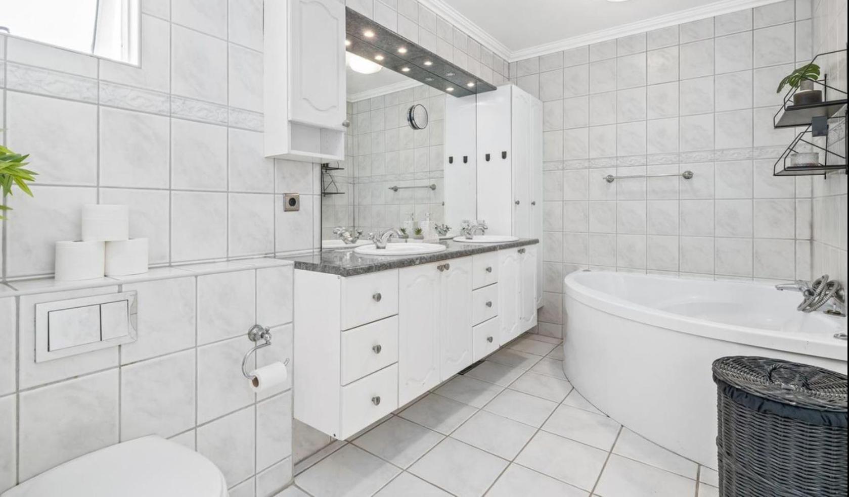 House - Villa With Garden And Hot Tub, 2 Min From Reykjavik Garthabaer ภายนอก รูปภาพ